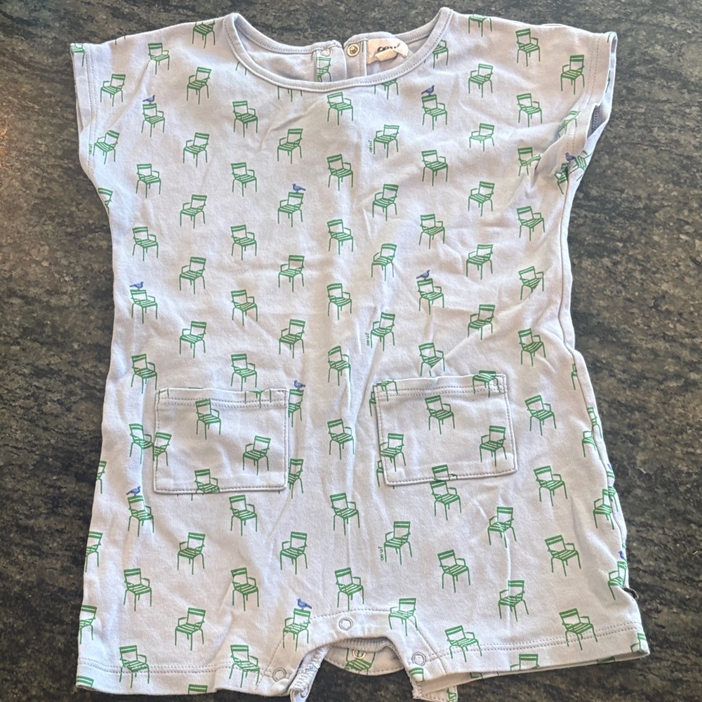 Oeuf Light Blue Short-Sleeve Romper with Green Chair Print